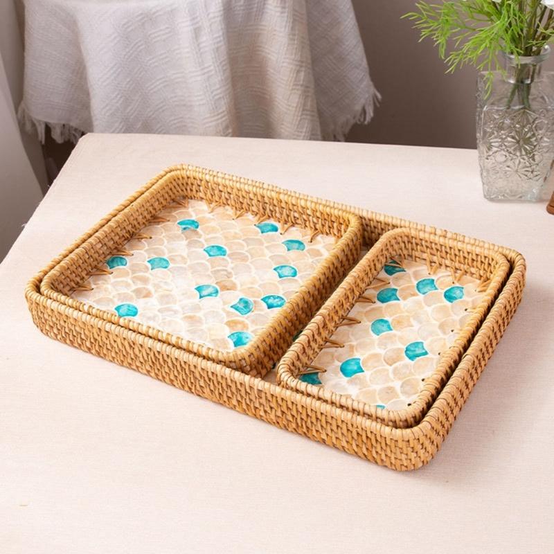 Fashionable Large Capacity Rattan Tray with Handmade Craftsmanship Home Decoration for Snacks Fruits and Desserts