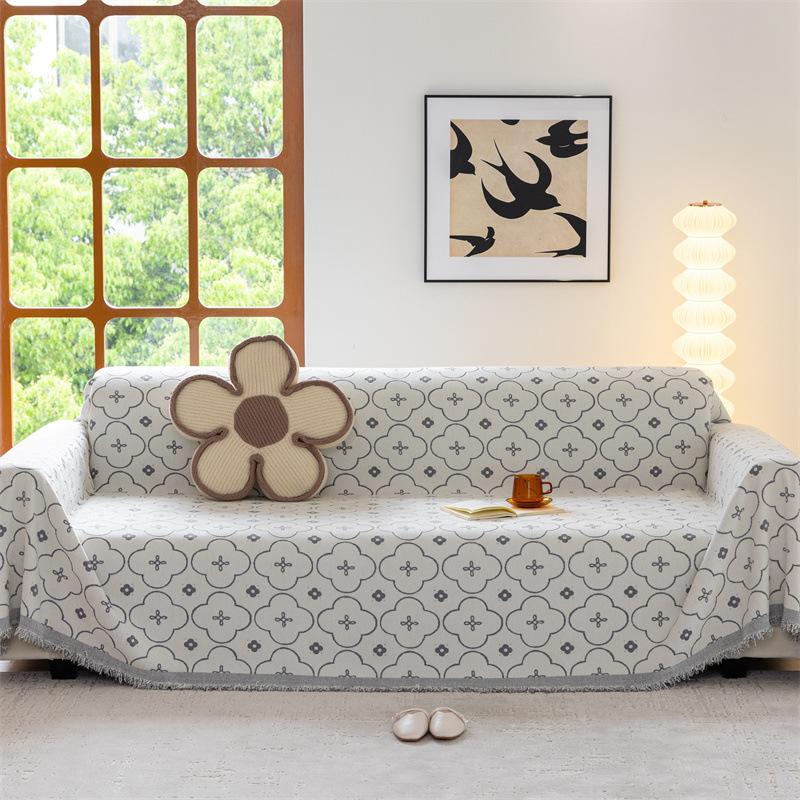 All-inclusive high-end feeling, universal in all seasons, all-in-one cover blanket, chenille sofa towel, non-slip cover cloth sofa cushion.