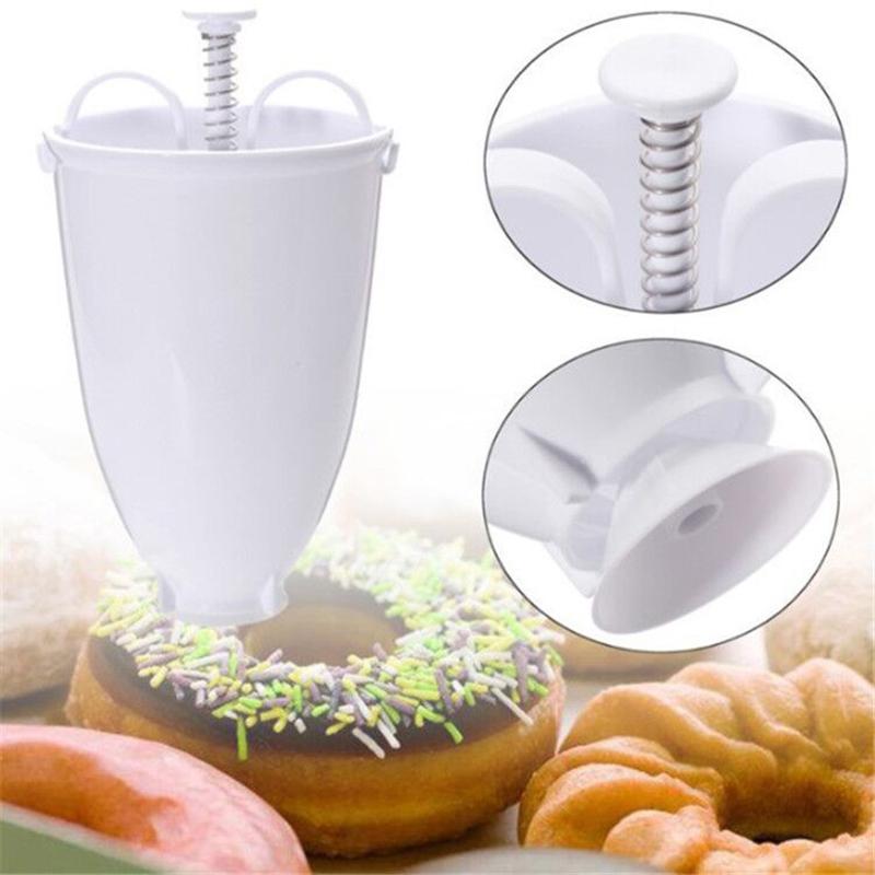 Manual Donut Maker Dispenser, Lightweight Plastic Doughnut Dropper for Deep Frying, Easy Squeeze Handle Portable Donut Making Tool