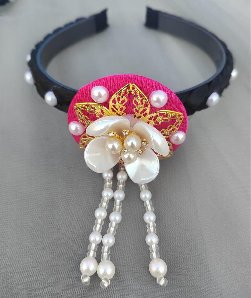 Korean Traditional Dance Hairband for Children: Ethnic Cute Round Hanbok Headdress with Pearls