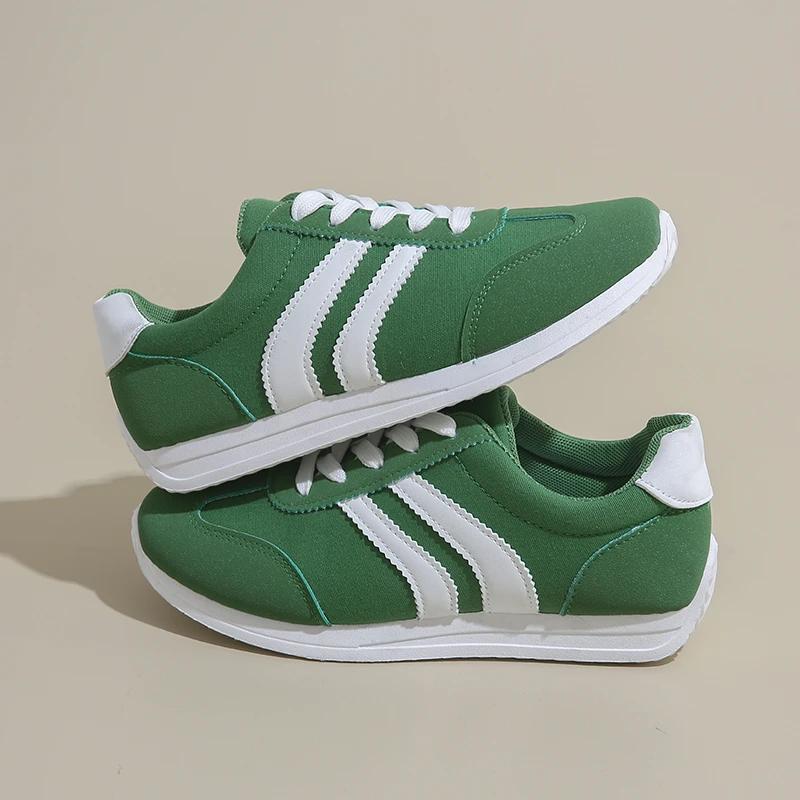 

Весенние Новые Женские Спортивные Туфли на Шнуровке Большого Размера Женские Кроссовки Смешанных Цветов Женская Мода Универсальные Плоские Повседневные Кроссовки 36