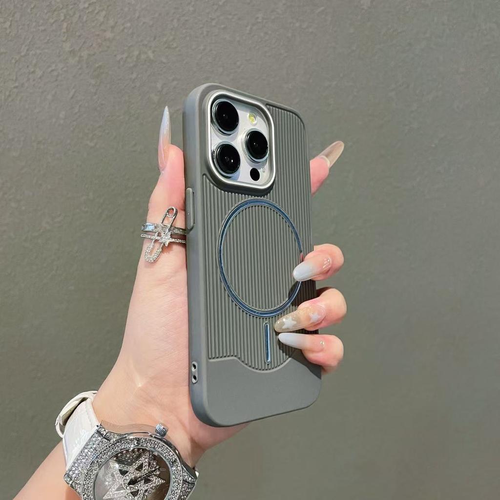 17 Applicable to iPhone16promax corrugated magnetic suction 16 case 15pro Apple 14pro anti-drop 13 mobile phone case 12