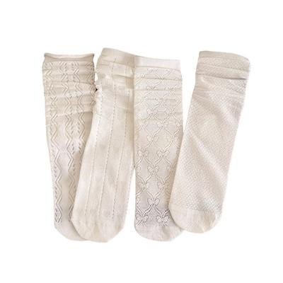 Frühlings- und Sommer Dünne Gerade Einfarbig Ausgeschnittene Damen Mid-Calf Socken, Trendige Mesh Atmungsaktive Lolita Japanischer Stil Frottee Socken