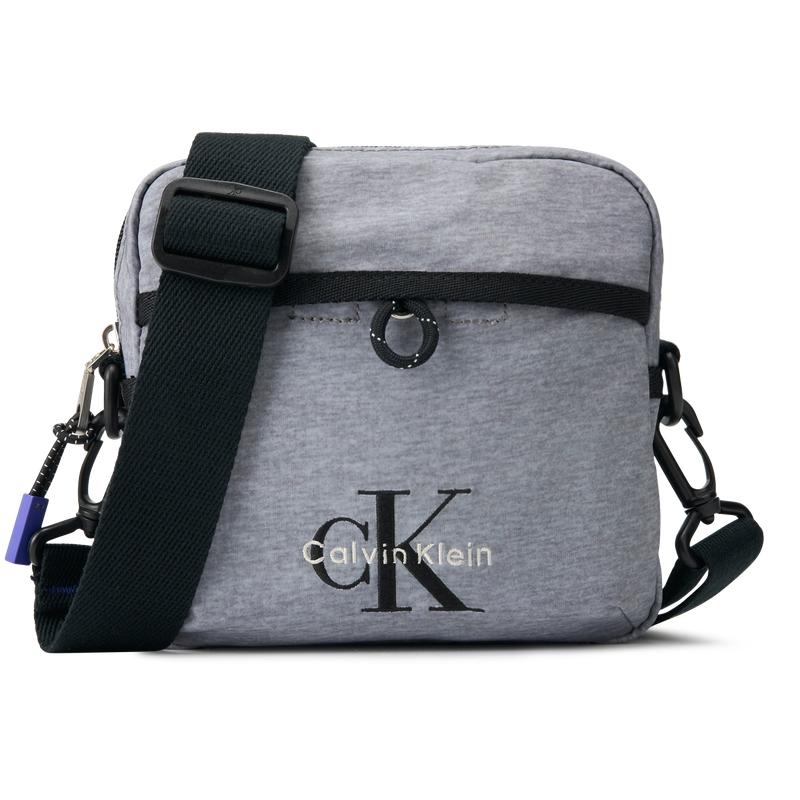 

Calvin Klein Embroidered Commuter Portable Square Shoulder Camera Bag Men Shoulder Bag Light-Gray 4D3408G-Y07 Basic Set (Bag)