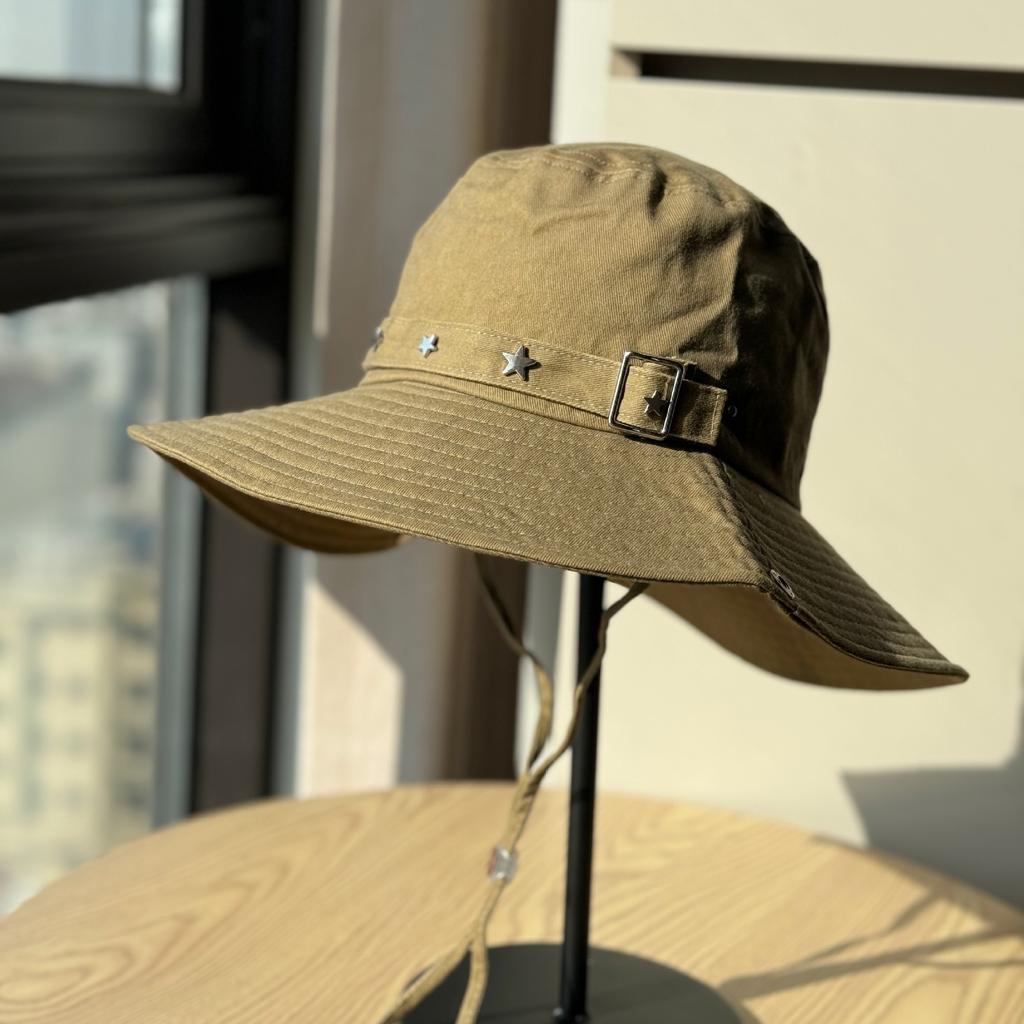 New outdoor hiking hat, summer sun protection cap for women, stylish and face-slimming, western cowboy hat, fisherman hat with stars