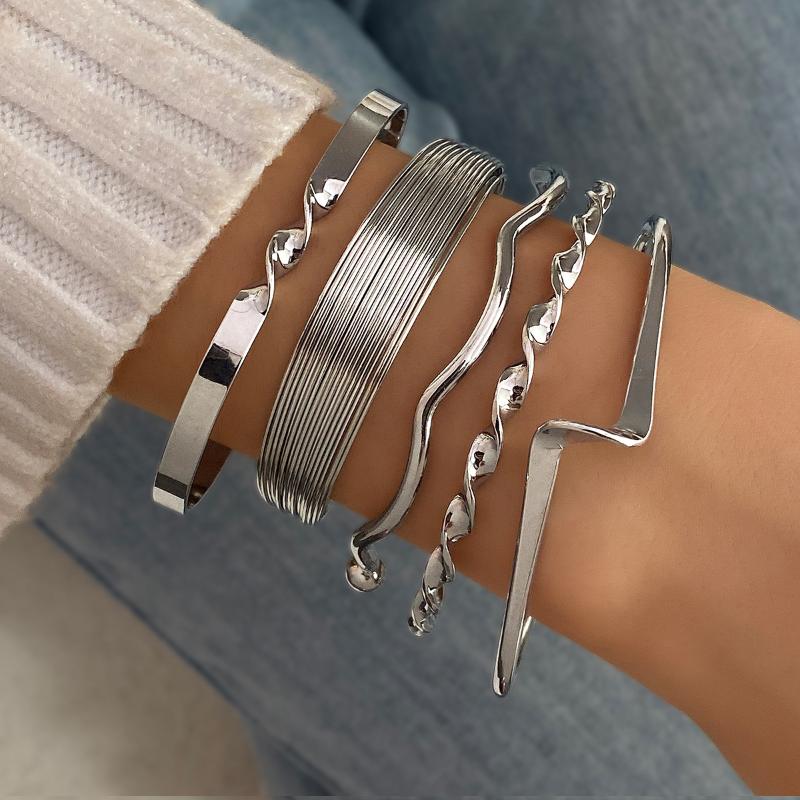 Punk Minimalist Geometric Bracelets Set For Women Retro Hip Hop Boho Stackable Design Open Bangle