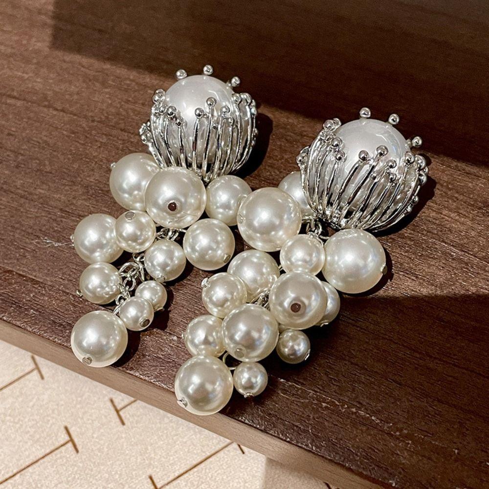 Elegant Grape Shape Earrings Sweet Pearl Beaded Earrings Creative Pear Drop Earrings  Women