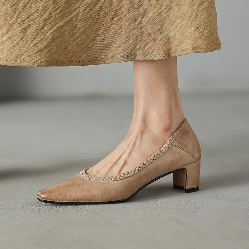 Fashion 2025 New Spring/autumn Genuine Leather Women Shoes Pointed Toe Ladies Shoes Fashion Concise Shoes Mid Heels Women Pumps