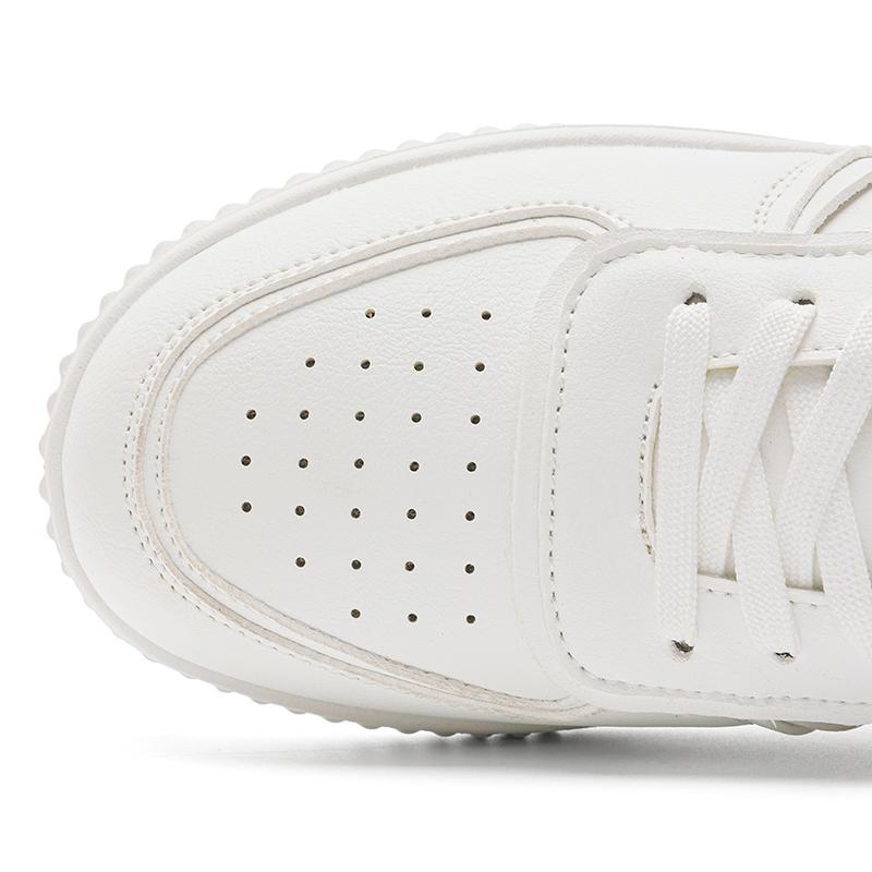 Men Skateboard Shoes Women White Sport Shoes Couple Basketball Shoes Large Size Sneakers