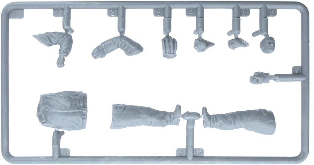 MiniArt Soviet Army Tank Soldier Wearing Winter Wearing Gear 4 Pieces Plastic Model MA37063 1/35 1970-1980s