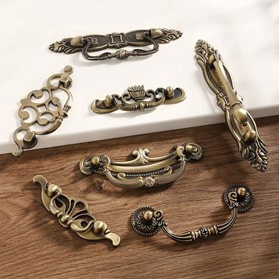 Accesorios y piezas para muebles – Manijas de las puertas