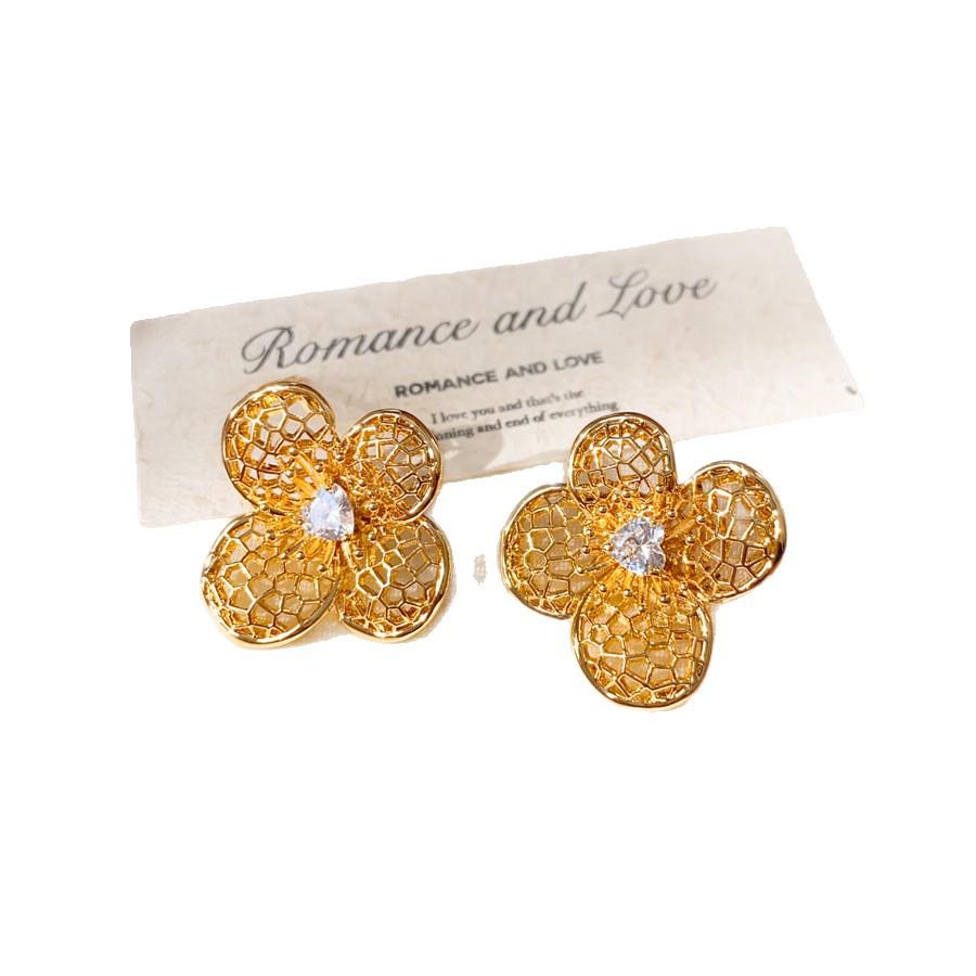 18K Gold Plated Zirconia Flower Stud Earrings - Elegant High-End Jewelry for Women