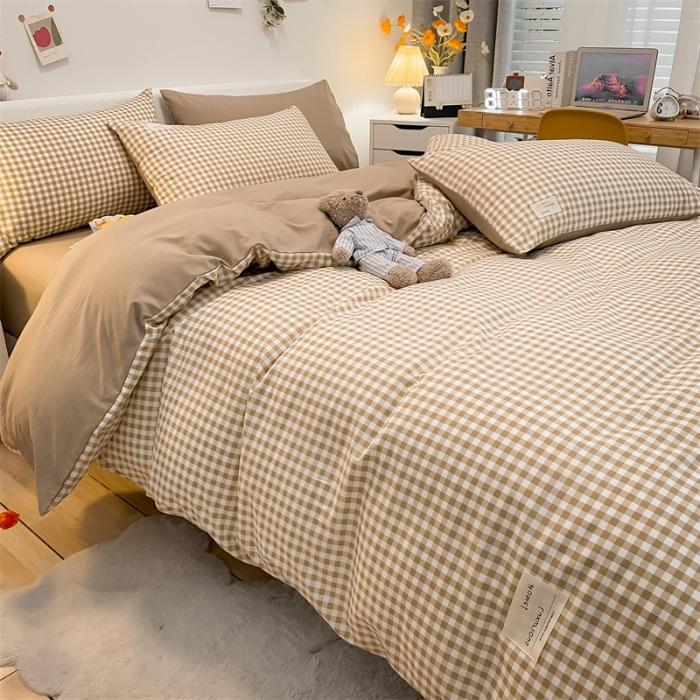 Four-Piece Pure Cotton Washable Bed Set: Skin-Friendly Sheet and Duvet Cover, Ideal for Dormitory Beds.
