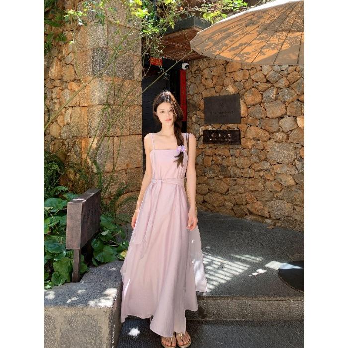 2026 Summer New Gentle Vacation Style Design Sense Atmosphere Elegant Temperament Suspender Long Dress Dress Female Chic