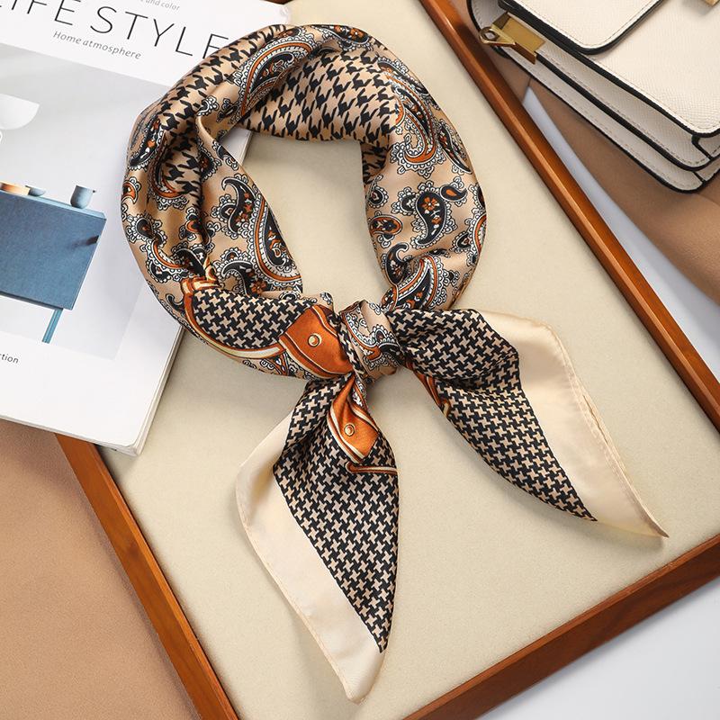 27.55in Elegant Satin Square Scarf For Women Stylish Round Ring Print Versatile Bandana Elegant Style Sunscreen Headscarf