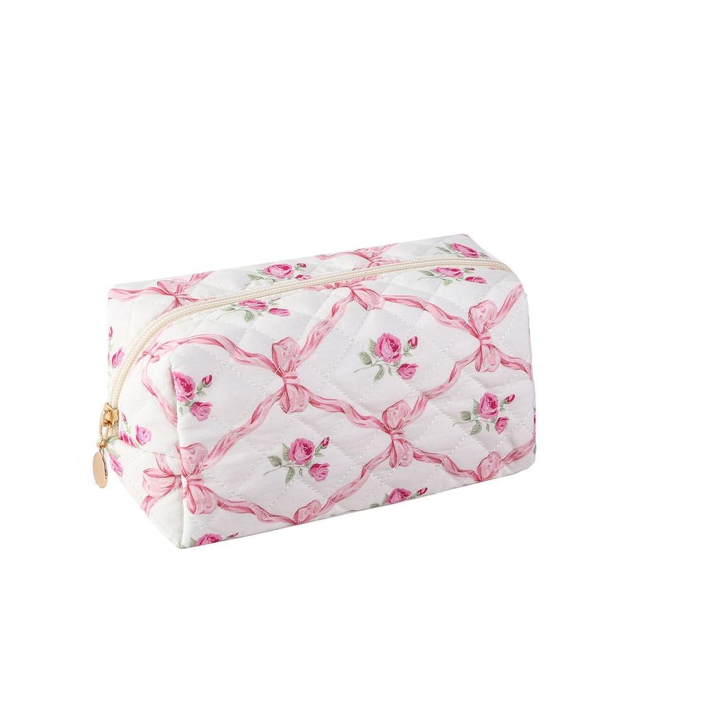 Quilted Cosmetic Bag with Floral Print Large Capacity Makeup Organizer Travel Toiletry Storage Pouch for Women