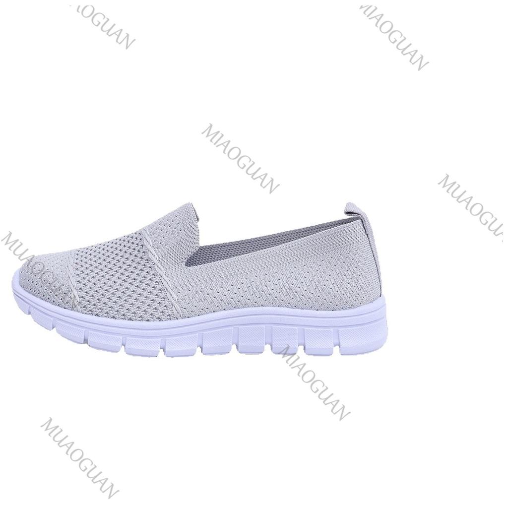 Damskie Buty 2025 Wiosna Lato Codzienne Oddychająca Siatka Okrągły Nosek Wygodne Codzienne Jednokolorowe Buty Płaskie Slip-on Trampki
