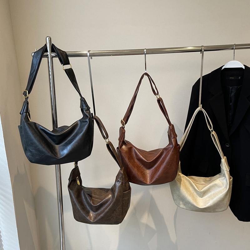 Large Capacity Soft Leather Shoulder Bag Women's Hobo Bag Crossbody Bag