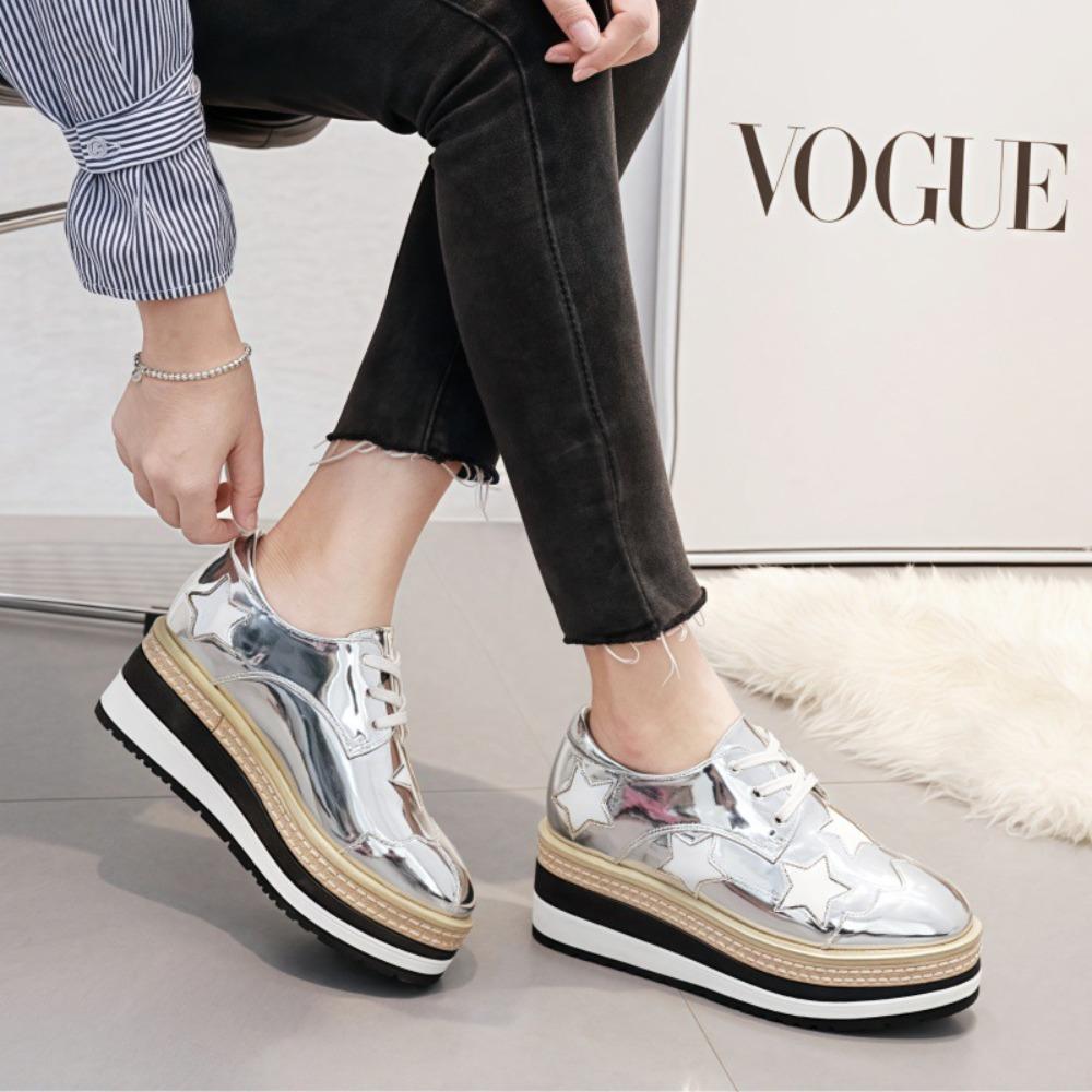 2026 Autumn Women Lace‑Up Wedge Platform Pumps, British Style Star Decor Striped Thick‑Sole Invisible Height‑Increase Waterproof Platform Casual Shoes
