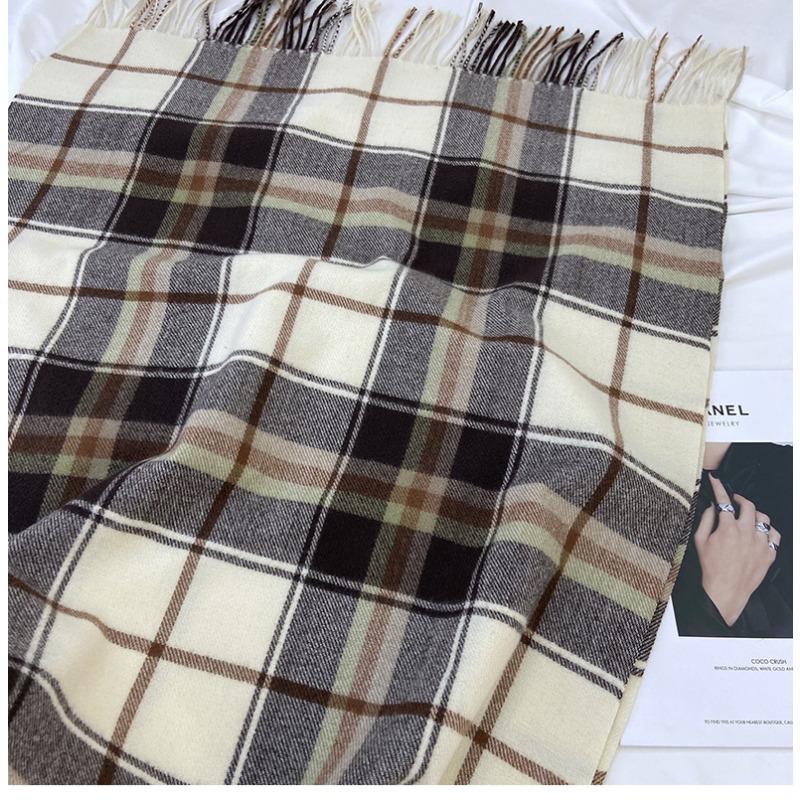 Plaid Scarf Women's Autumn and Winter Warm Scarf New European and American Thickened Fringed Shawl