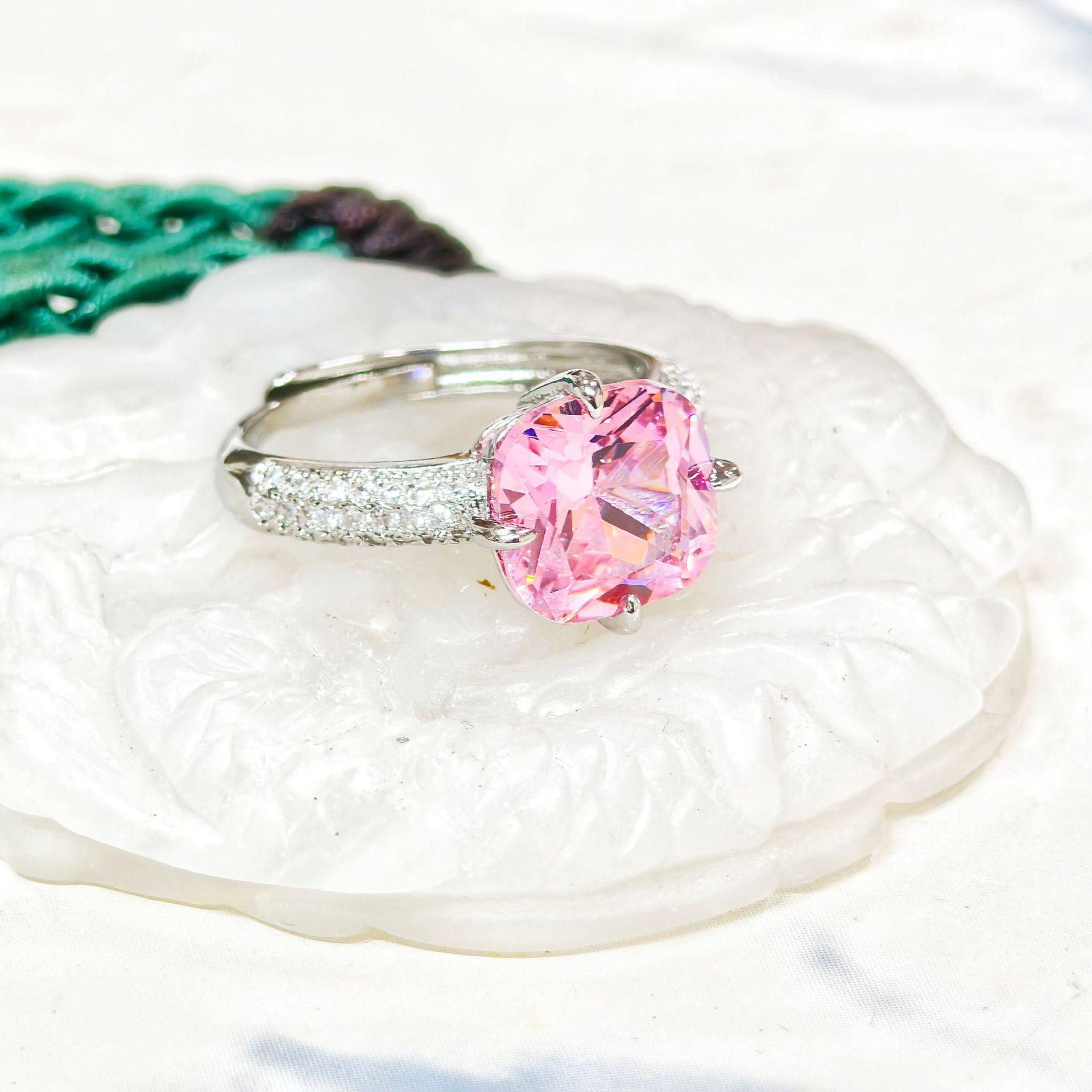Женское трендовое открытое кольцо с квадратным цирконием от Gesen Jewelry
