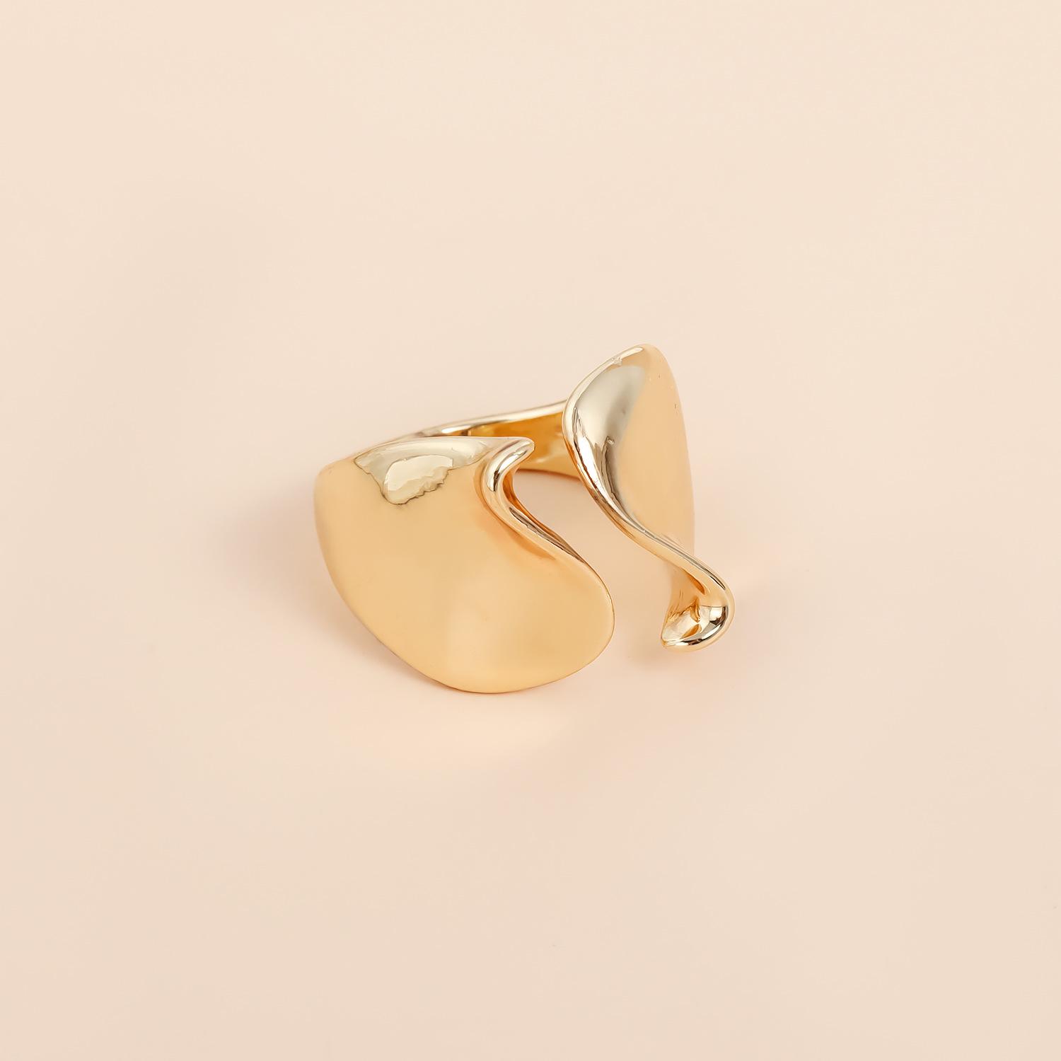 

Vintage Conch Geometry Ring for Women Men Copper Color MultiLayer Hollow Lines Finger Ring Open Adjustable Zircon Accessories