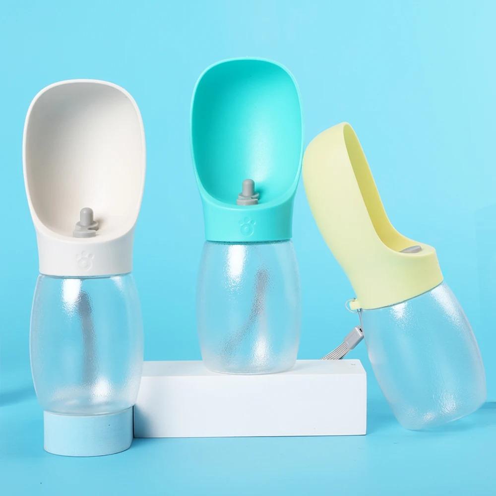 Dog Water Bottle for Pet Dog Cats Feeder Bowls Outdoor Hiking Portable Puppy Drinking Container Golden Pug