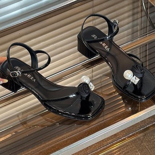 Set of toe high-heeled sandals for women's 2025 summer new French black flower with skirt thick heel leaking toe fashion sandals