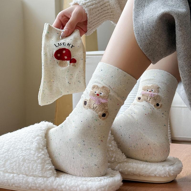 Idea Garn Cartoon Socken Mittellange Socken Reine Baumwolle Niedlicher Pilz Bär Stapelsocken Socken