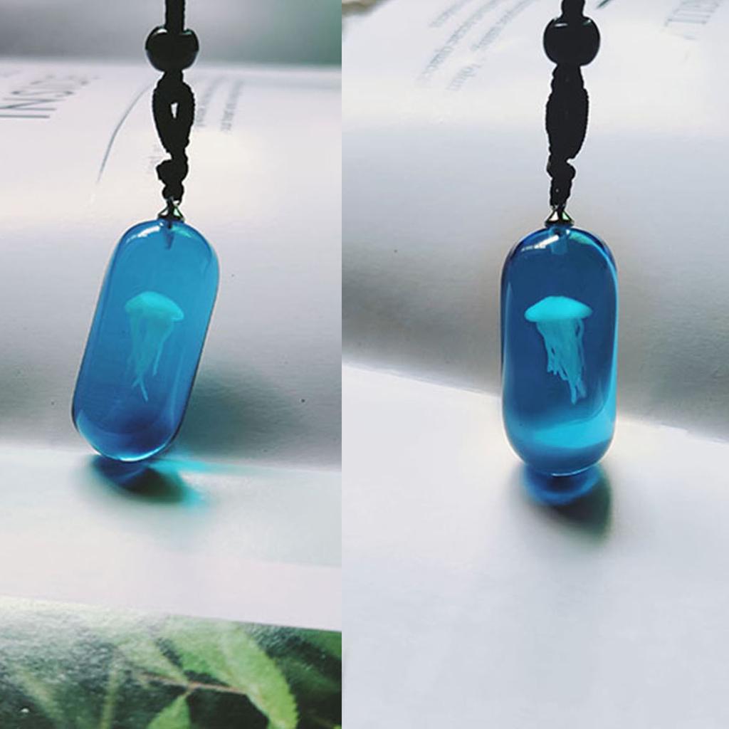 Fashion Jellyfish Necklace Luminous Resin Pendant Necklace Gift for Women Men