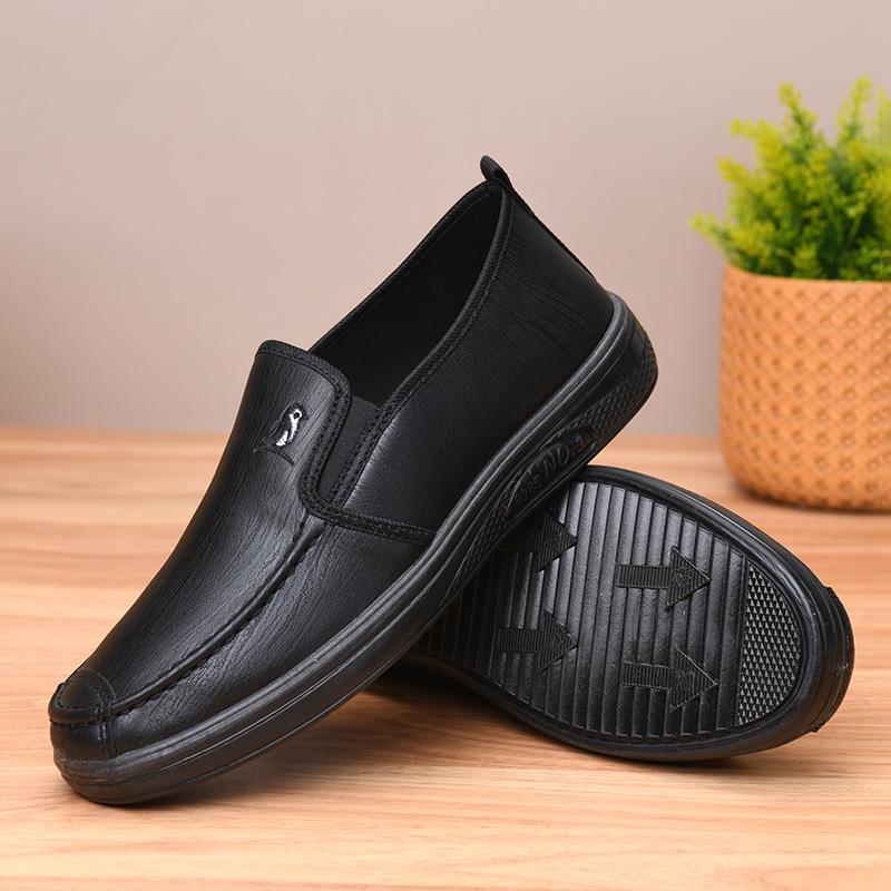 Men's Waterproof Leather Non-Slip Casual Shoes for Spring/Summer - Chef/Hotel Work Friendly