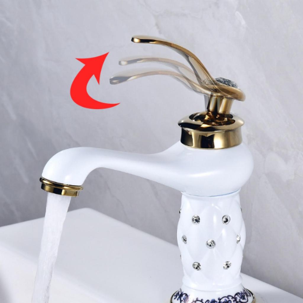 Single-Handle Bathroom Faucet Classic Sink Tap Curved for Vanity