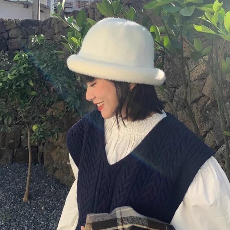 Bucket hat women's winter warm hat plush top hat knitted basin hat thick light luxury high sense