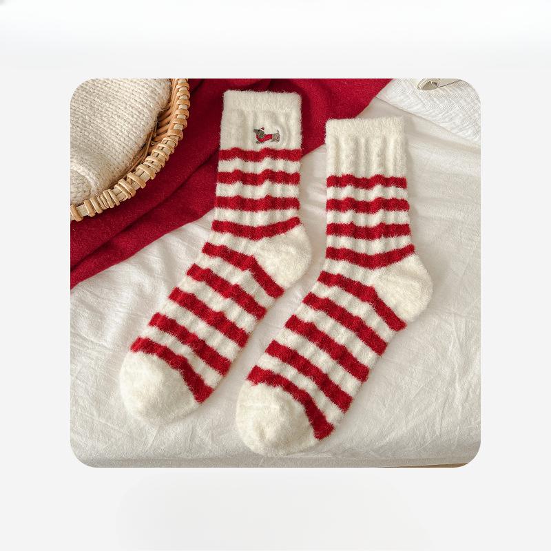 Female Autumn and Winter Velvet Thickened Warm This Year Red Sleeping Socks