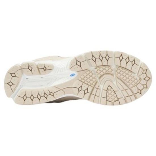 New Balance 2002R Sandstone M2002RSC