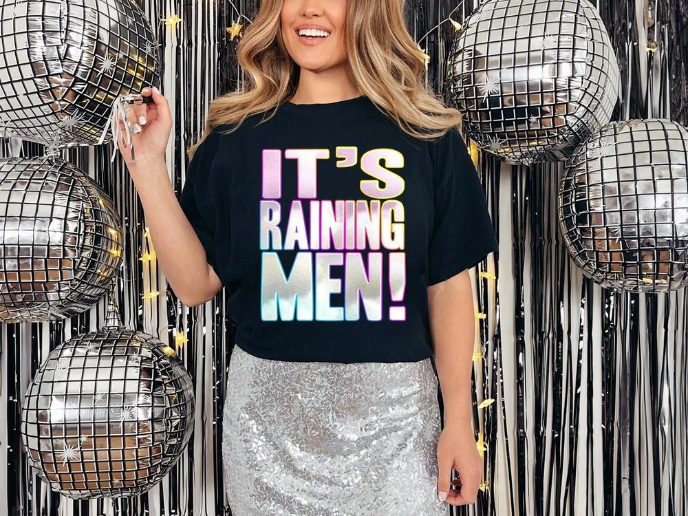 

Its Raining Men T-Shirt Funky Print Fancy Dress Weekend 80s Party Hen Costume M