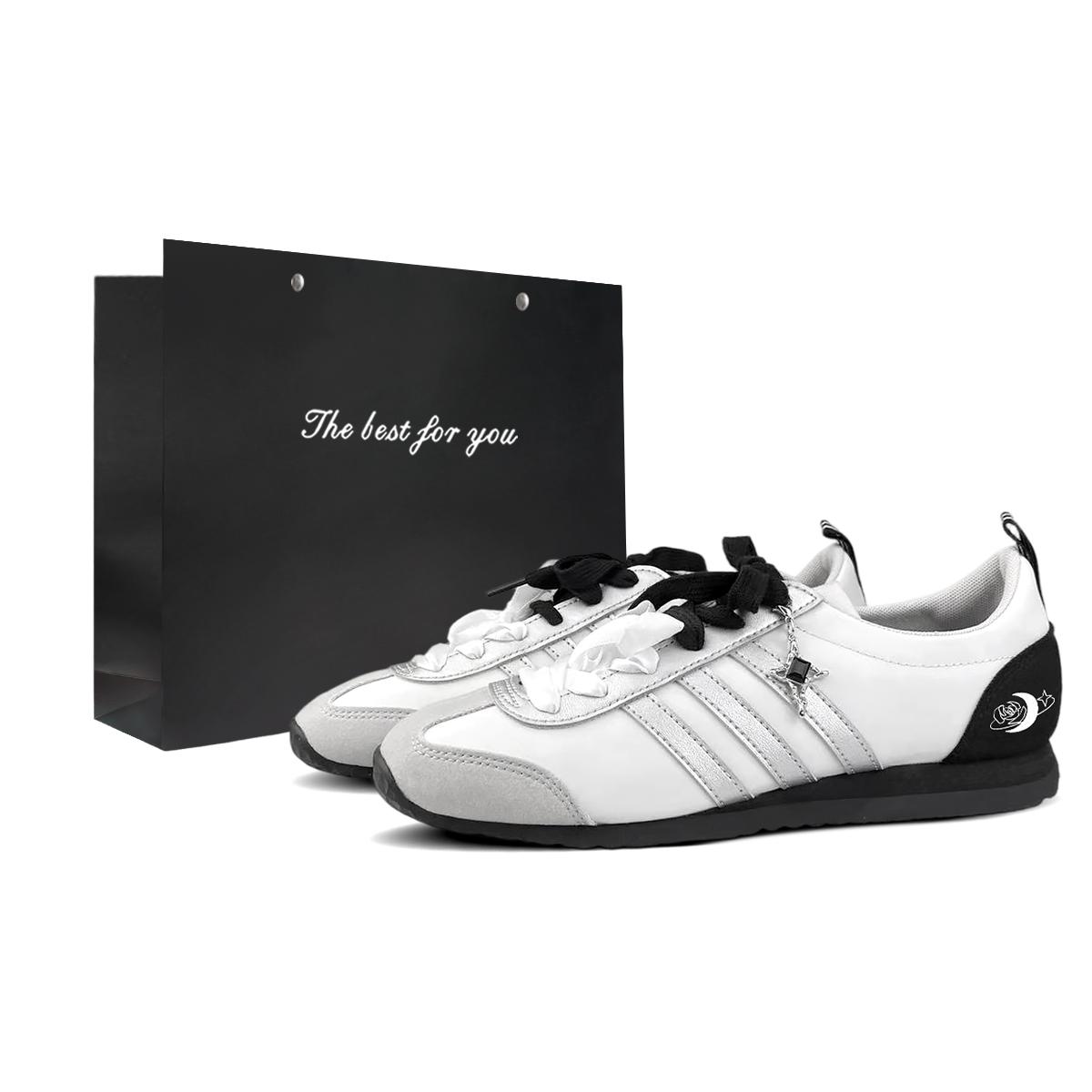 

Adidas VS JOG 2.0 Low top German Army Trainers Unisex White JR4653(Team401-LD) 42