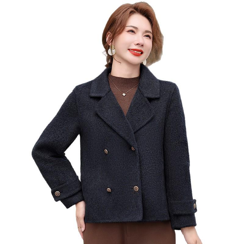 Fashionable Wool-Blend Coat: Autumn/Winter 2026 Slimming & Age-Reducing Style for Middle-Aged Women