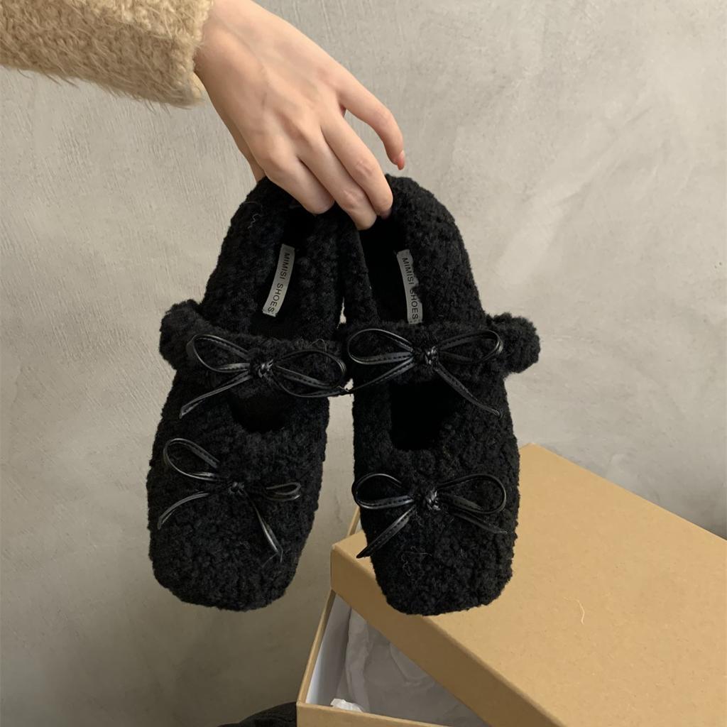 Weichsohlige Ein-Pedal-Flauschschuhe für Damen Herbst und Winter 2025 neue Oberbekleidung Doudou-Schuhe mit Fleece warm flachsohlige Baumwollschuhe beladene Schuhe