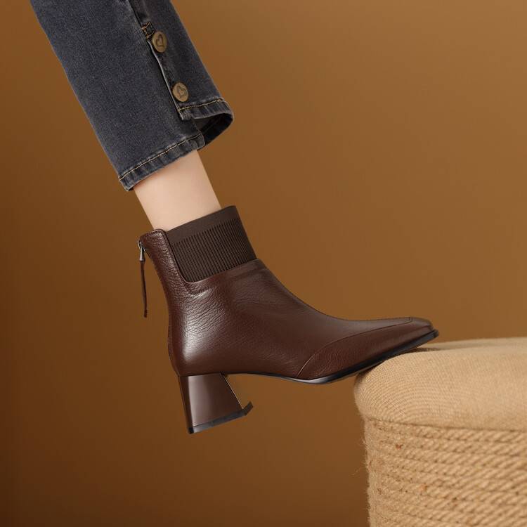 Small heel short boots women's autumn and winter new 2025 versatile fashion square head high heels velvet thick heel flying woven leather shoes