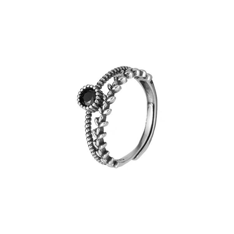 Silver-Black Zircon Index Finger Ring for Women: Niche Design, Fashionable, Colorfast