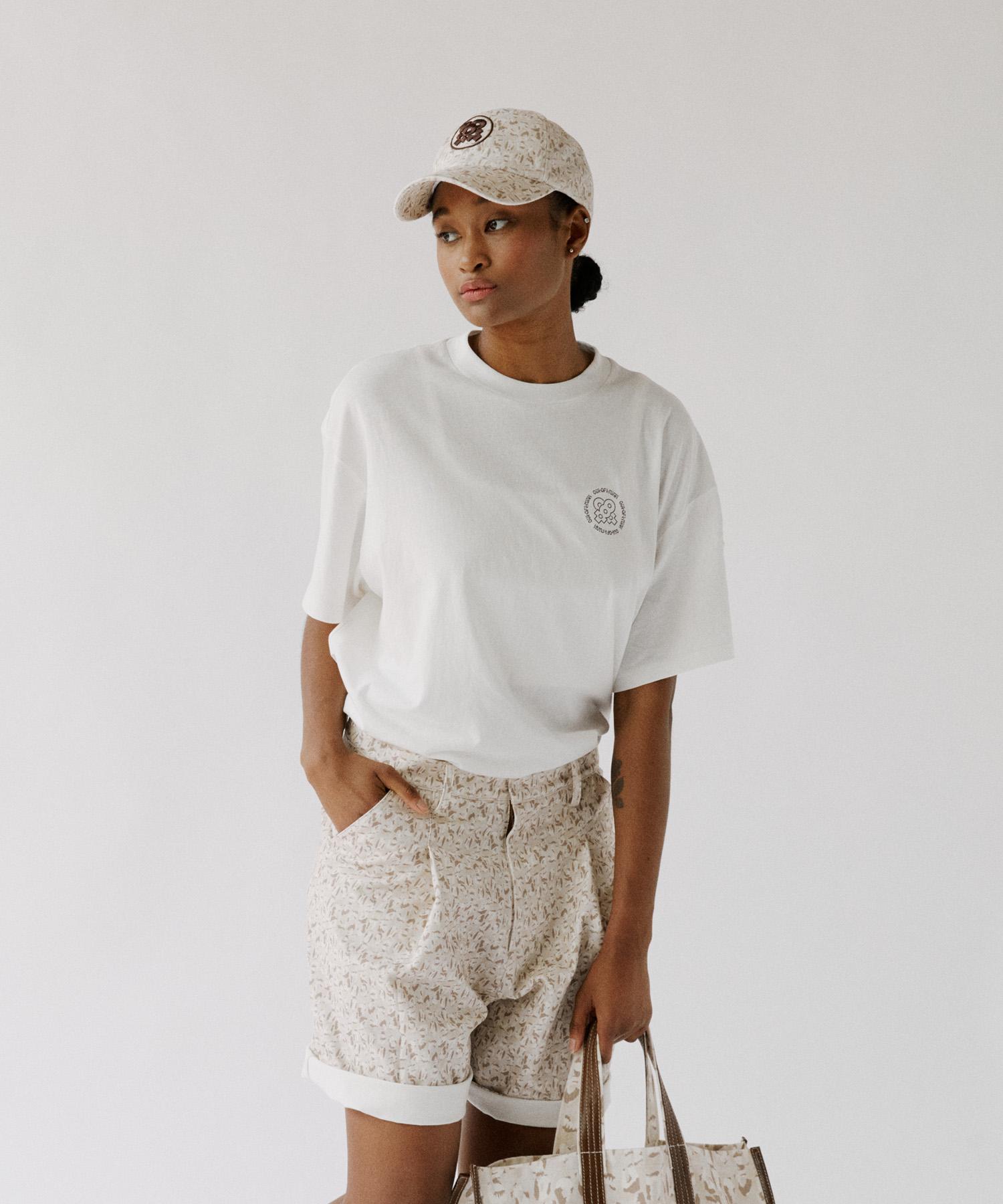 Out Of Trunk Symbol Logo Tee (White) White/1