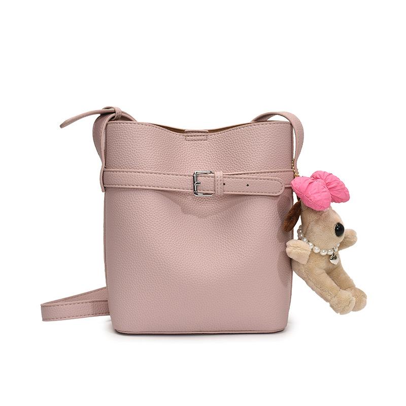 Large-capacity bags women's simple and versatile 2025 new casual shoulder armpit bags women's popular bucket bags this year