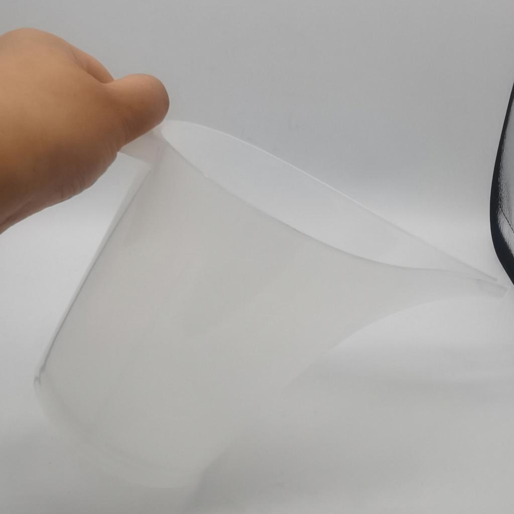 Easy Pour Measuring Cup with Funnel Spout Clear Plastic 1L Pastry Cake Making