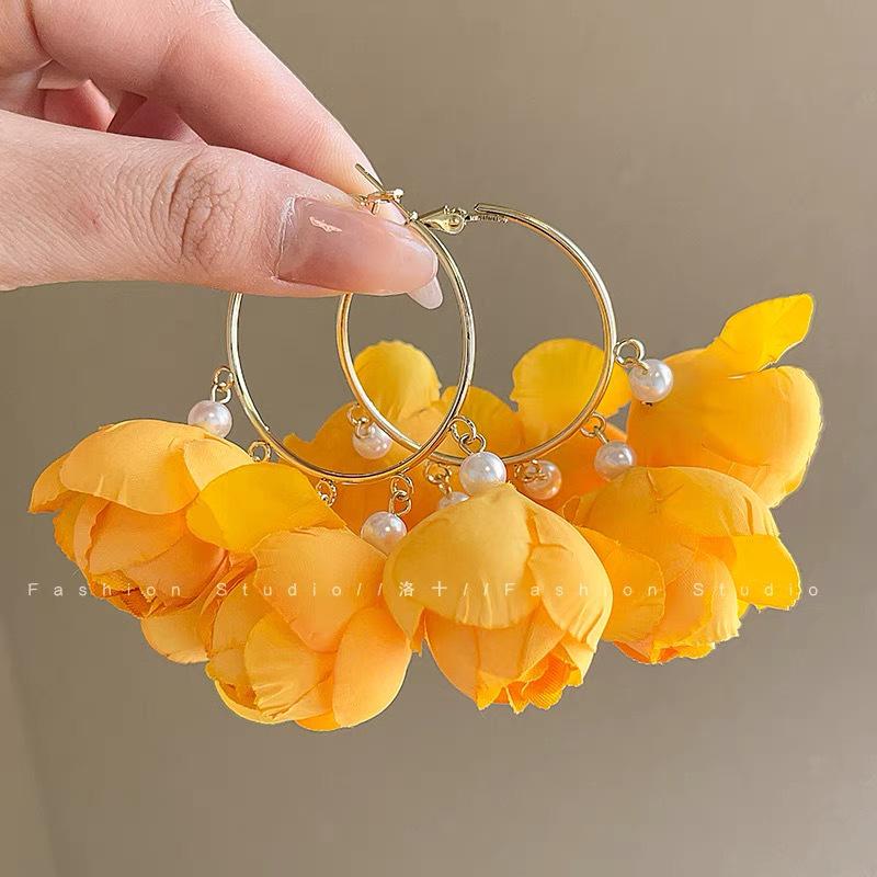 Yellow Petal Tassel Earrings - Bold Beach Vacation Flower Studs for Women, Super Hot & Beautiful Style 2025.