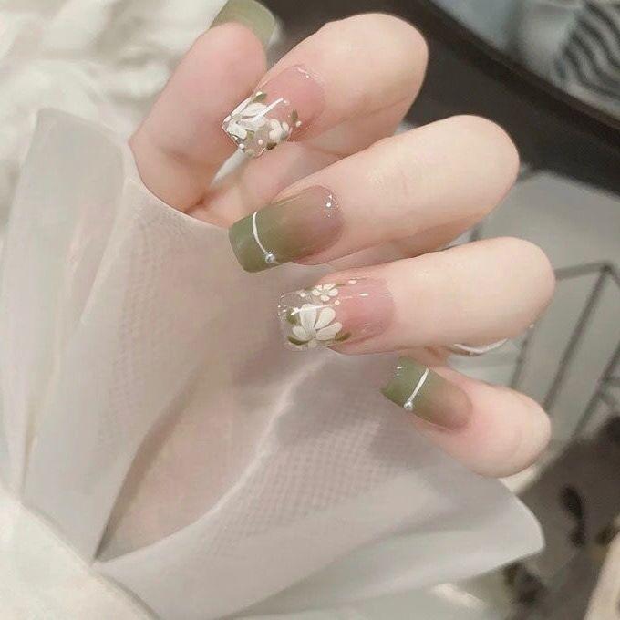 24Pcs Cute Short Square Press On Nails Cat Eye Glitter Diamond Full Cover Artificial Nail Tips For Girls