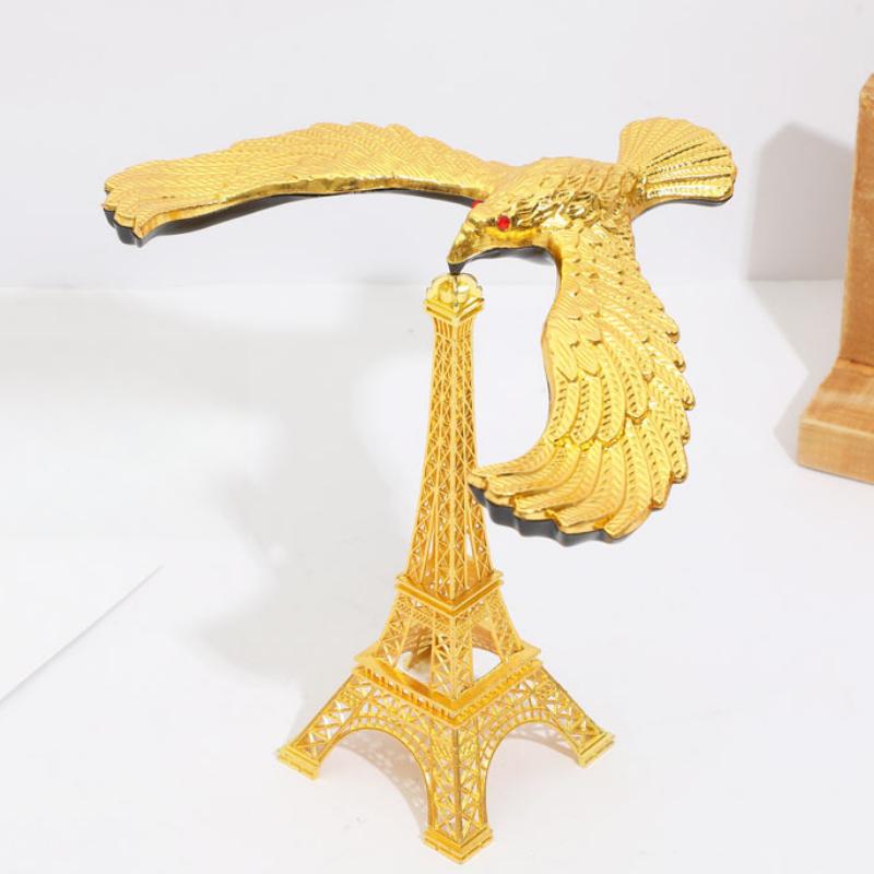 

Suspended Ornament Anti Gravity Balance Eagle Eiffel Tower Model Metal Crafts Office Desk Decoration Technological Gadgets