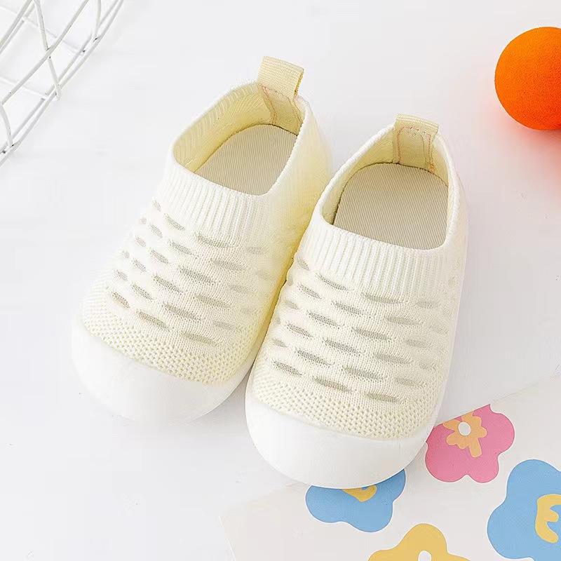 Scarpe da apprendimento estive in rete traspirante e morbide per bambine e bambini - Carine scarpe da casa con design antiscivolo per bambini
