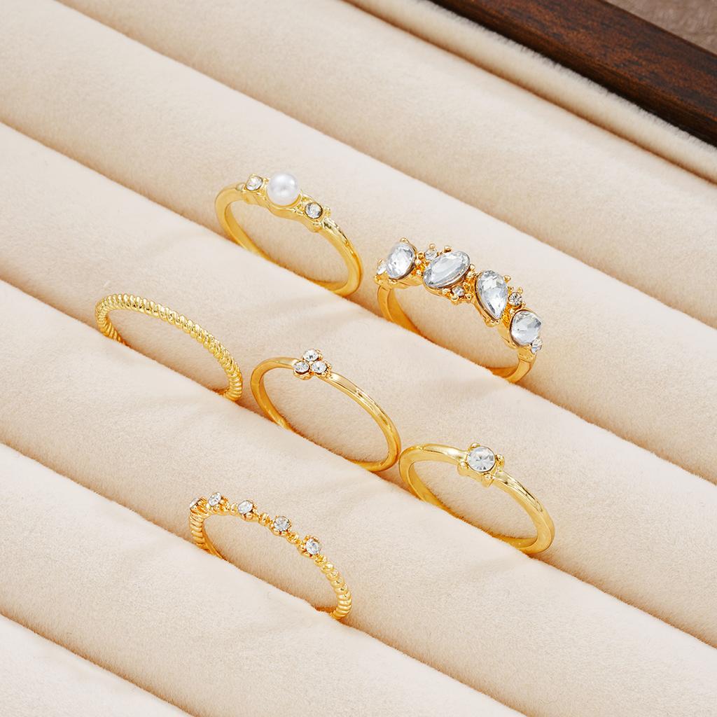 6Pcs Boho Gold Color Crystal Imitation Pearl Rings for Women Geometric Narrow Face Finger Rings Sets Fashion Daily Wear Jewelry