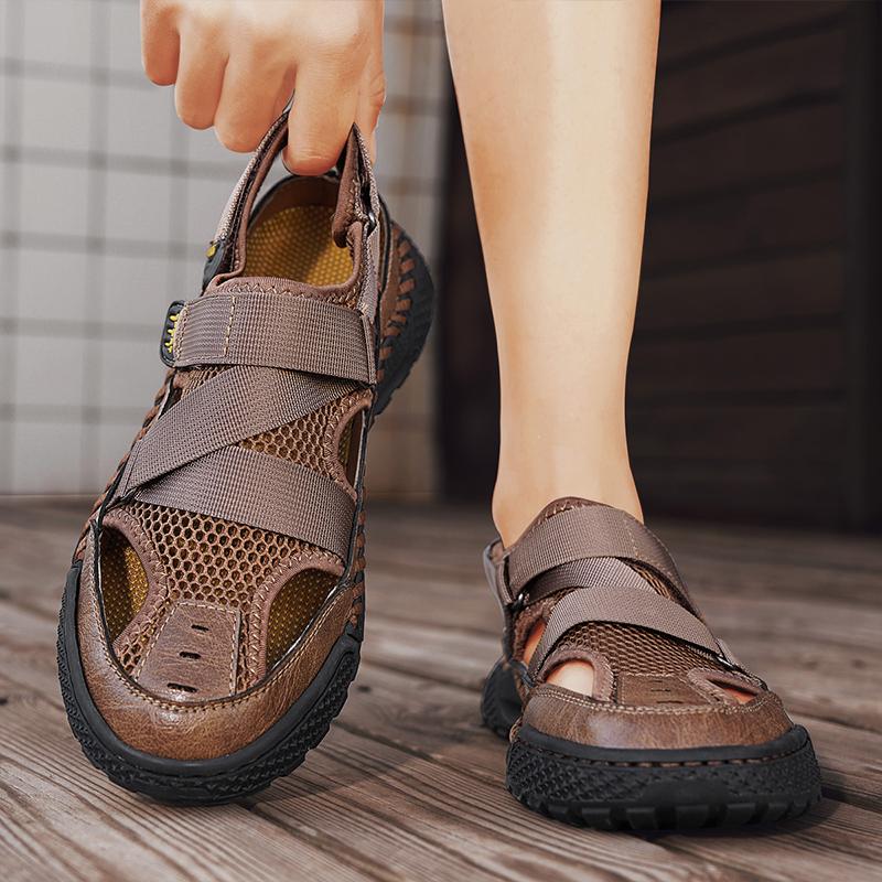 Summer Men Sandals Genuine Leather Mens Casual Shoes Outdoor Men Leather Sandals for Men Beach Shoes Roman Mens Shoes